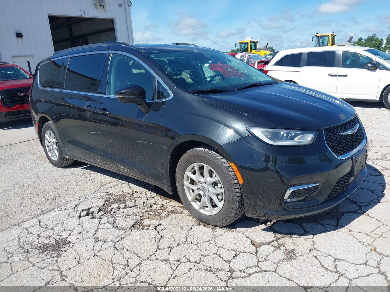 2C4RC1BG4NR****** · 2022 CHRYSLER PACIFICA TOURING L