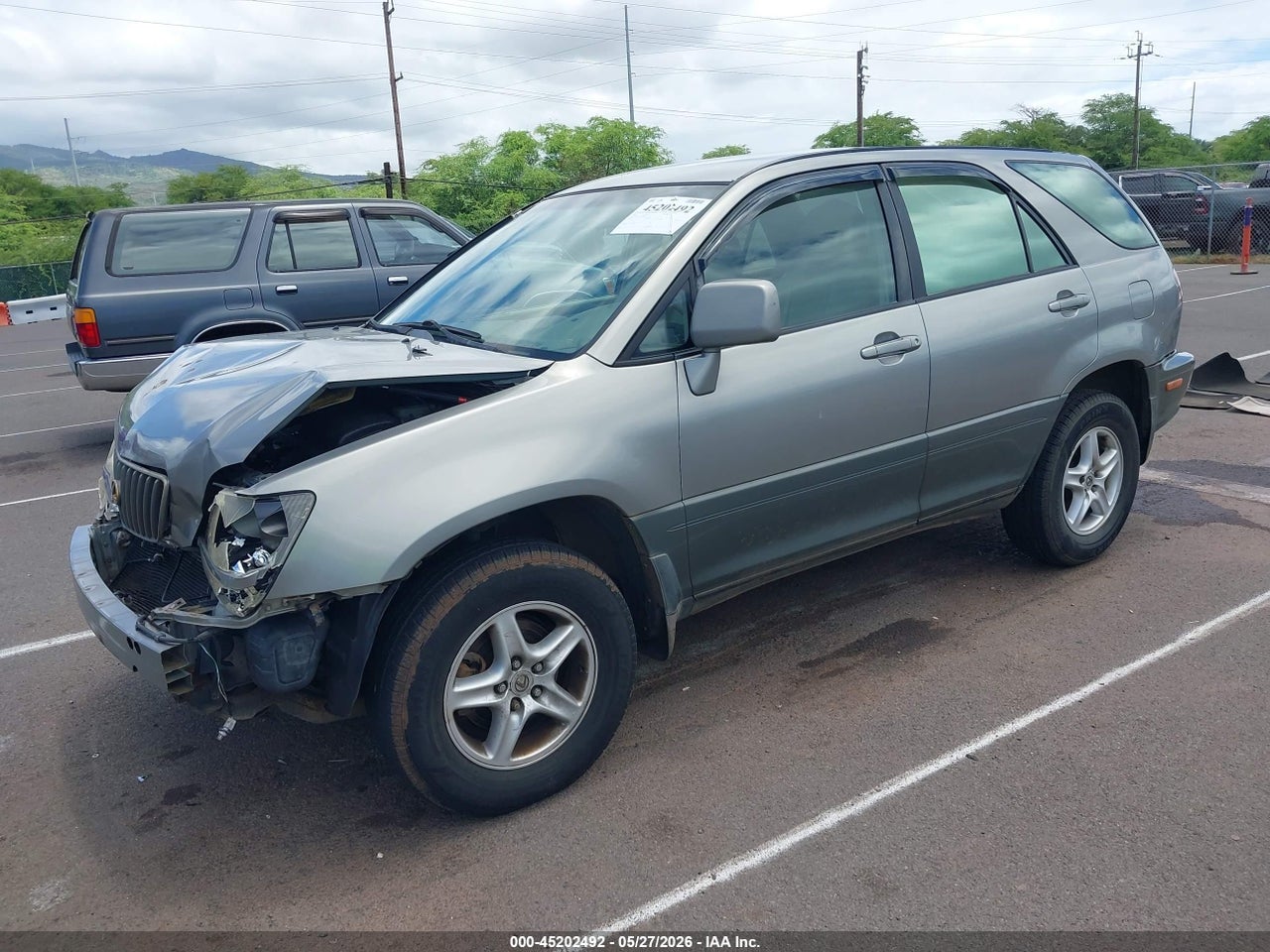 2000 LEXUS RX 300   · 2/11