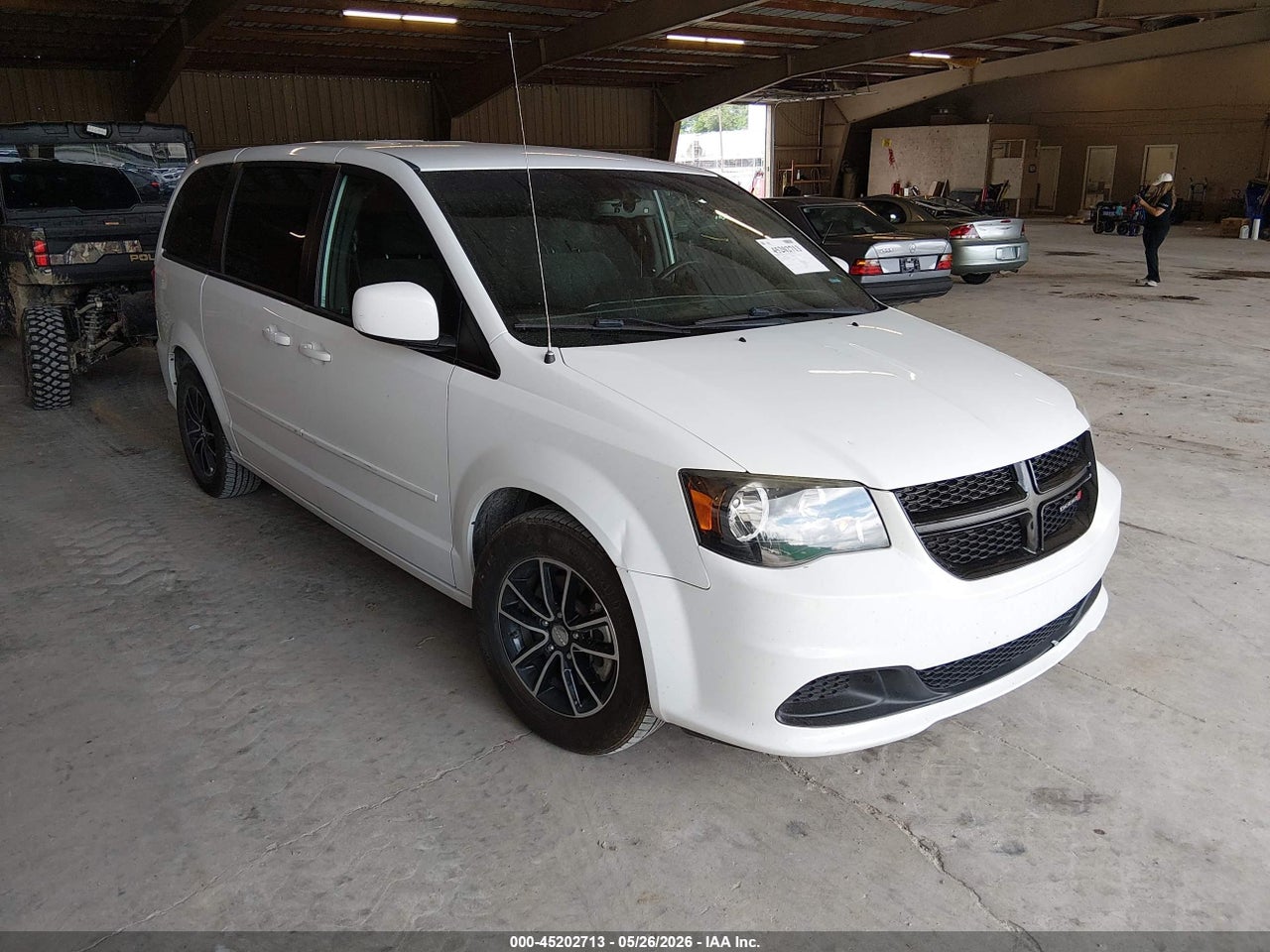 2C4RDGBG1HR****** · 2017 DODGE GRAND CARAVAN SE PLUS