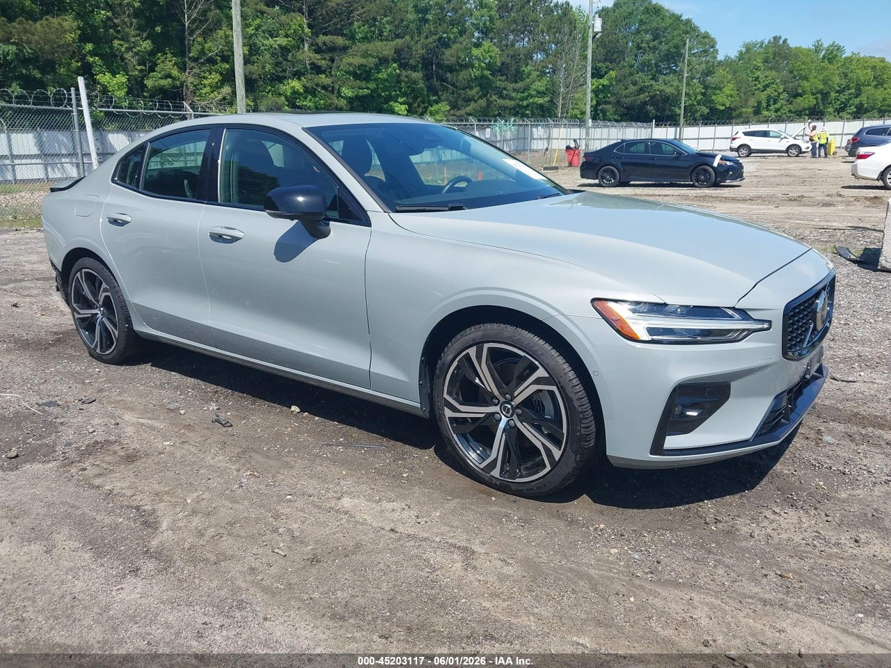 7JRL12FL6RG****** · 2024 VOLVO S60 B5 PLUS DARK THEME