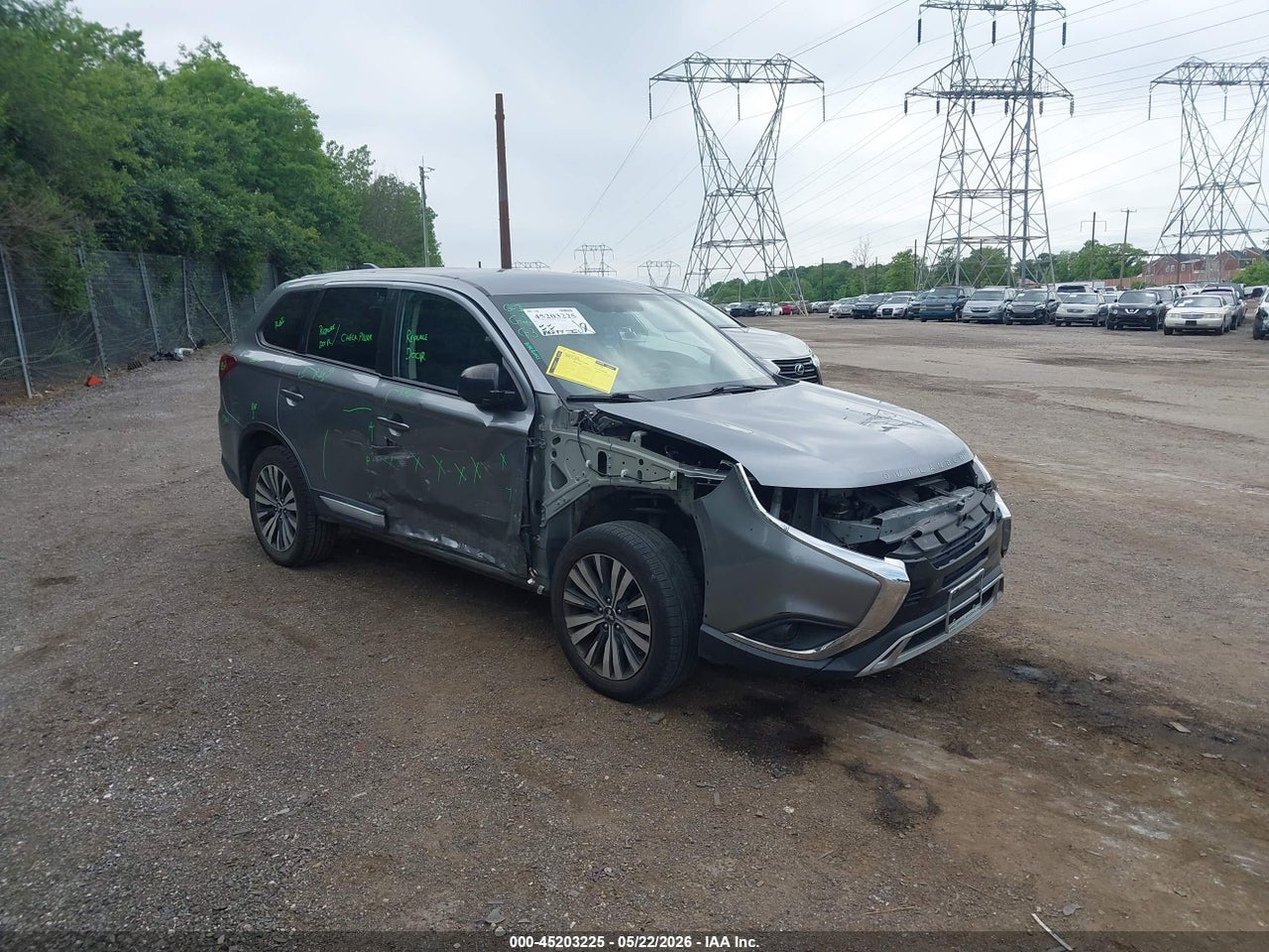 JA4AZ3A34LZ****** · 2020 MITSUBISHI OUTLANDER ES 2.4 S-AWC