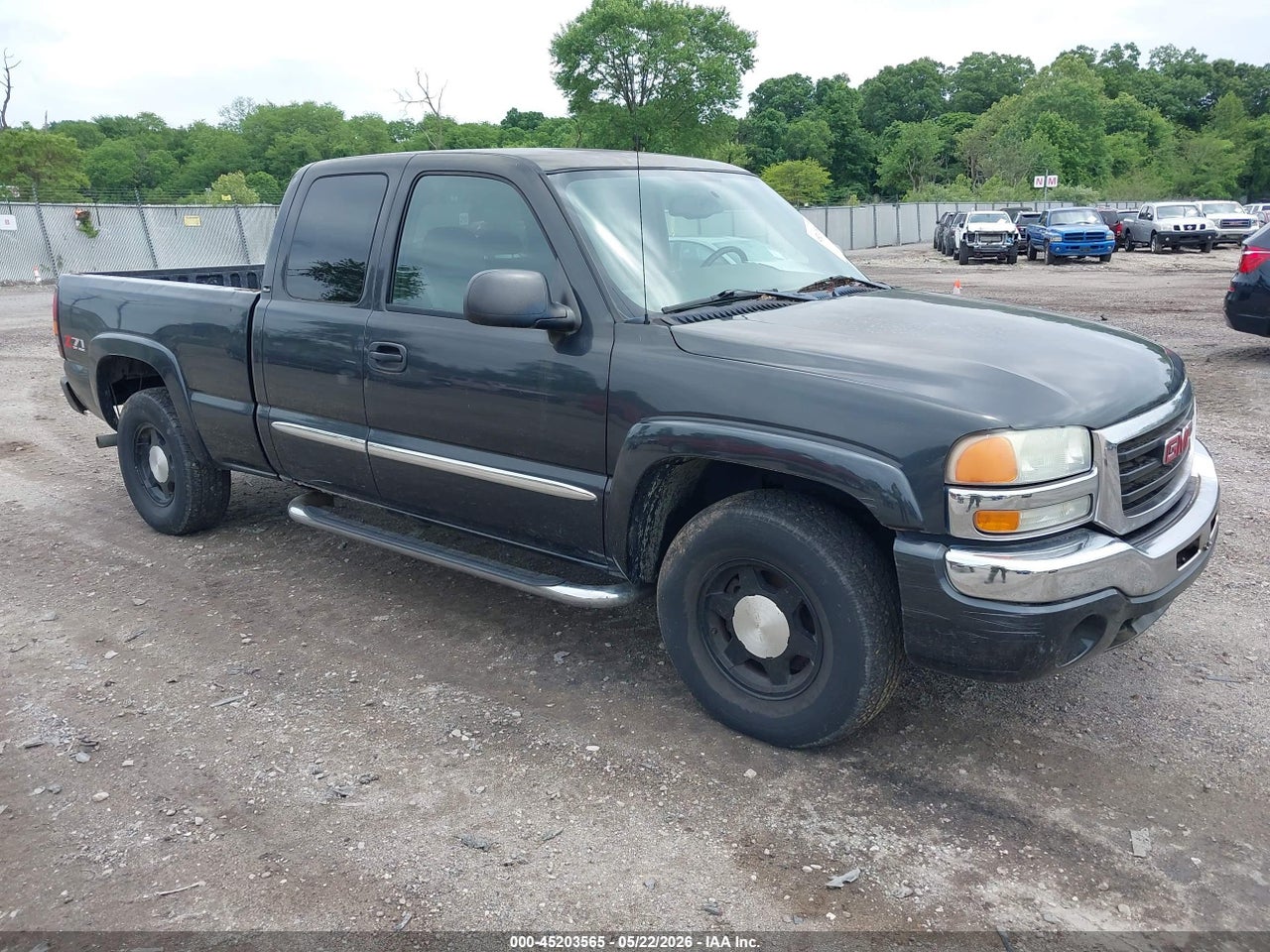 1GTEK19T14E****** · 2004 GMC SIERRA 1500 SLE