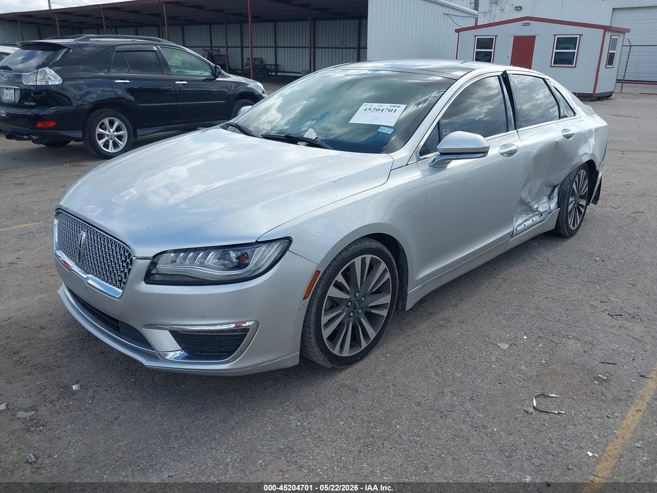 2017 LINCOLN MKZ RESERVE · 2/11