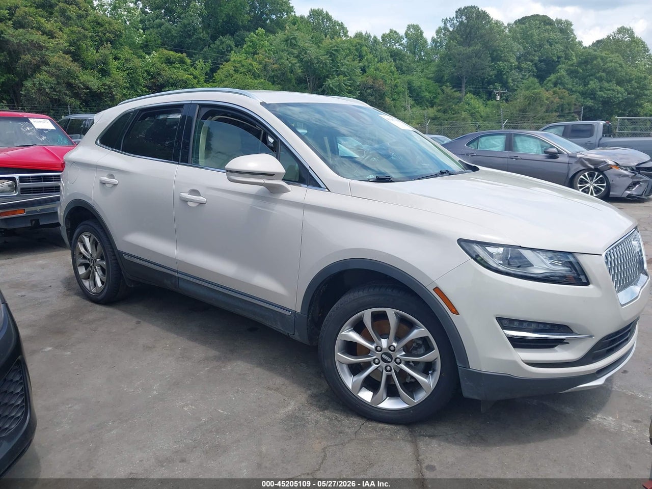 5LMCJ2C93KU****** · 2019 LINCOLN MKC SELECT