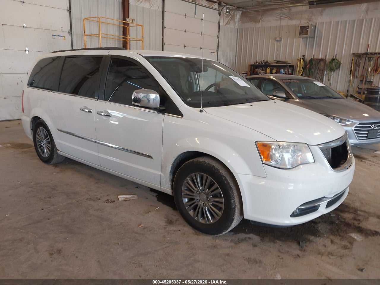 2C4RC1CG8ER****** · 2014 CHRYSLER TOWN &amp; COUNTRY TOURING-L
