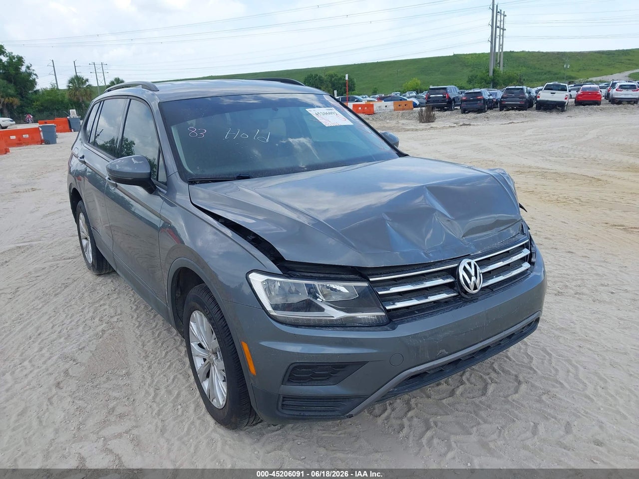 3VV1B7AXXLM****** · 2020 VOLKSWAGEN TIGUAN 2.0T S