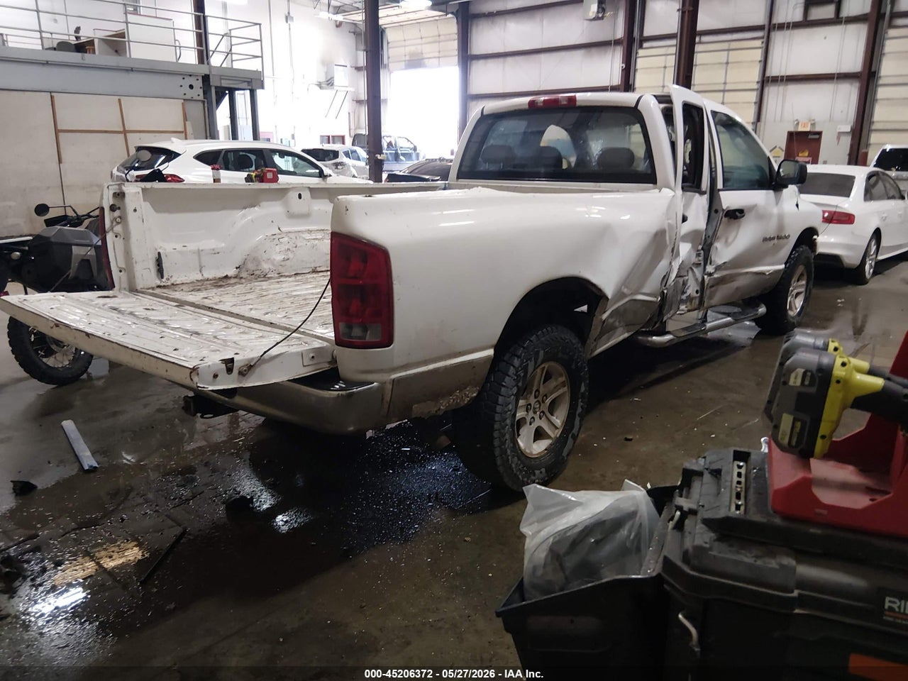 2005 DODGE RAM 1500 SLT/LARAMIE · 4/11