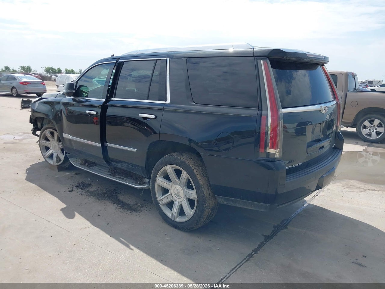 2019 CADILLAC ESCALADE LUXURY · 3/11
