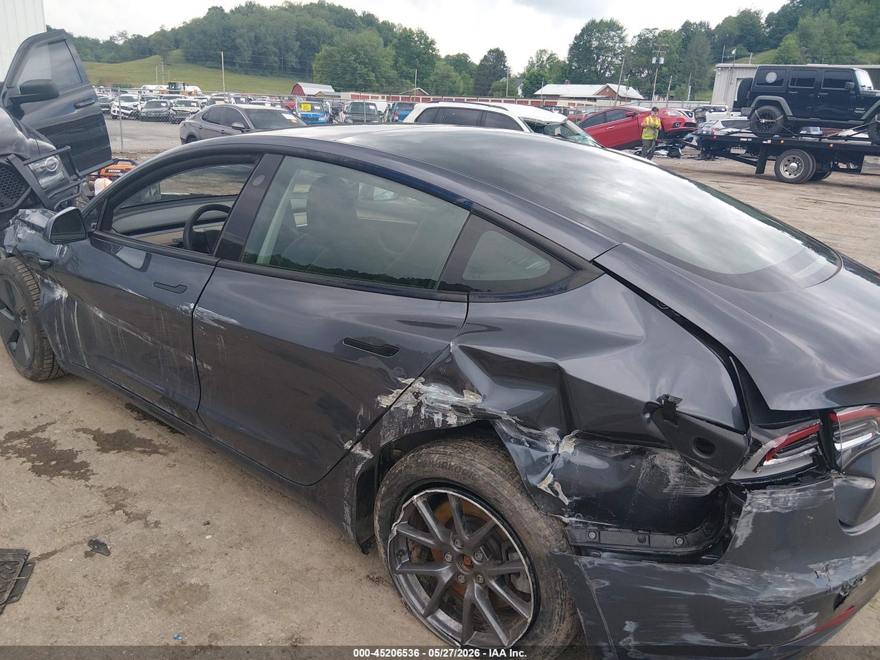 2023 TESLA MODEL 3 REAR-WHEEL DRIVE · 6/9