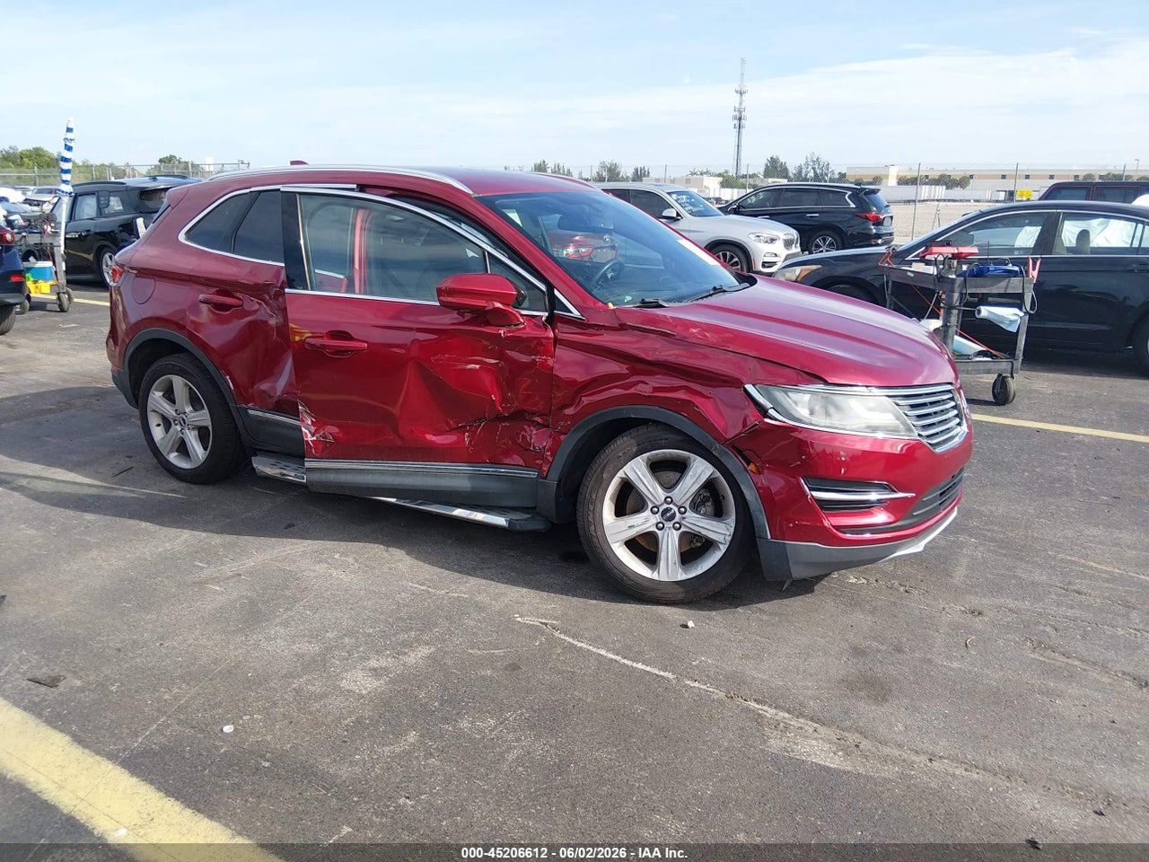 5LMCJ1C93HU****** · 2017 LINCOLN MKC PREMIERE