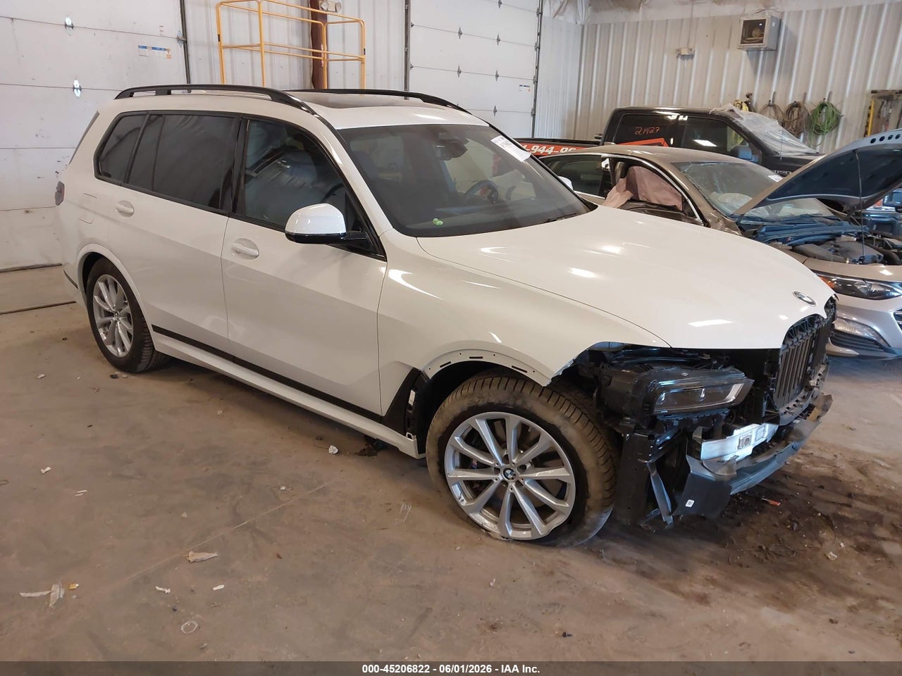 5UX23EM02T9****** · 2026 BMW X7 XDRIVE40I