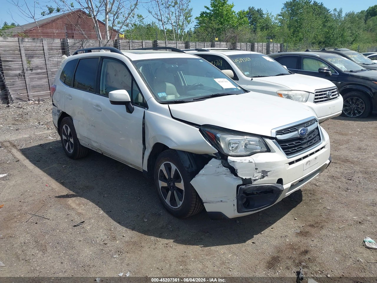 JF2SJAJC5HH****** · 2017 SUBARU FORESTER 2.5I LIMITED