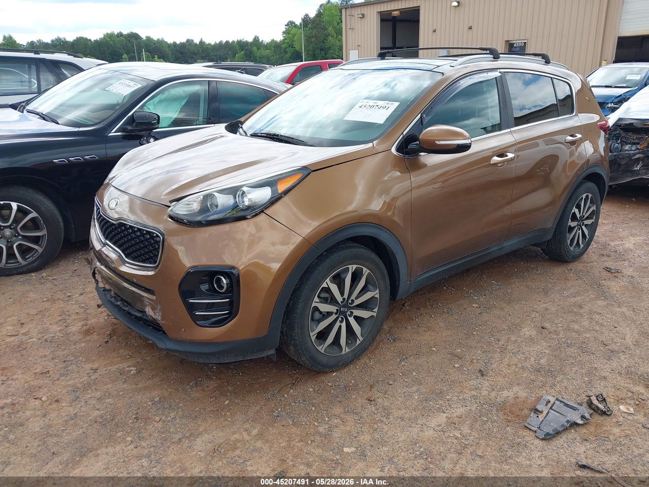 2017 KIA SPORTAGE EX · 2/11