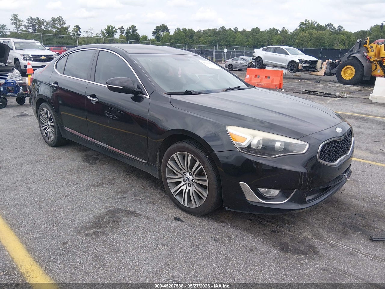 KNALN4D74G5****** · 2016 KIA CADENZA