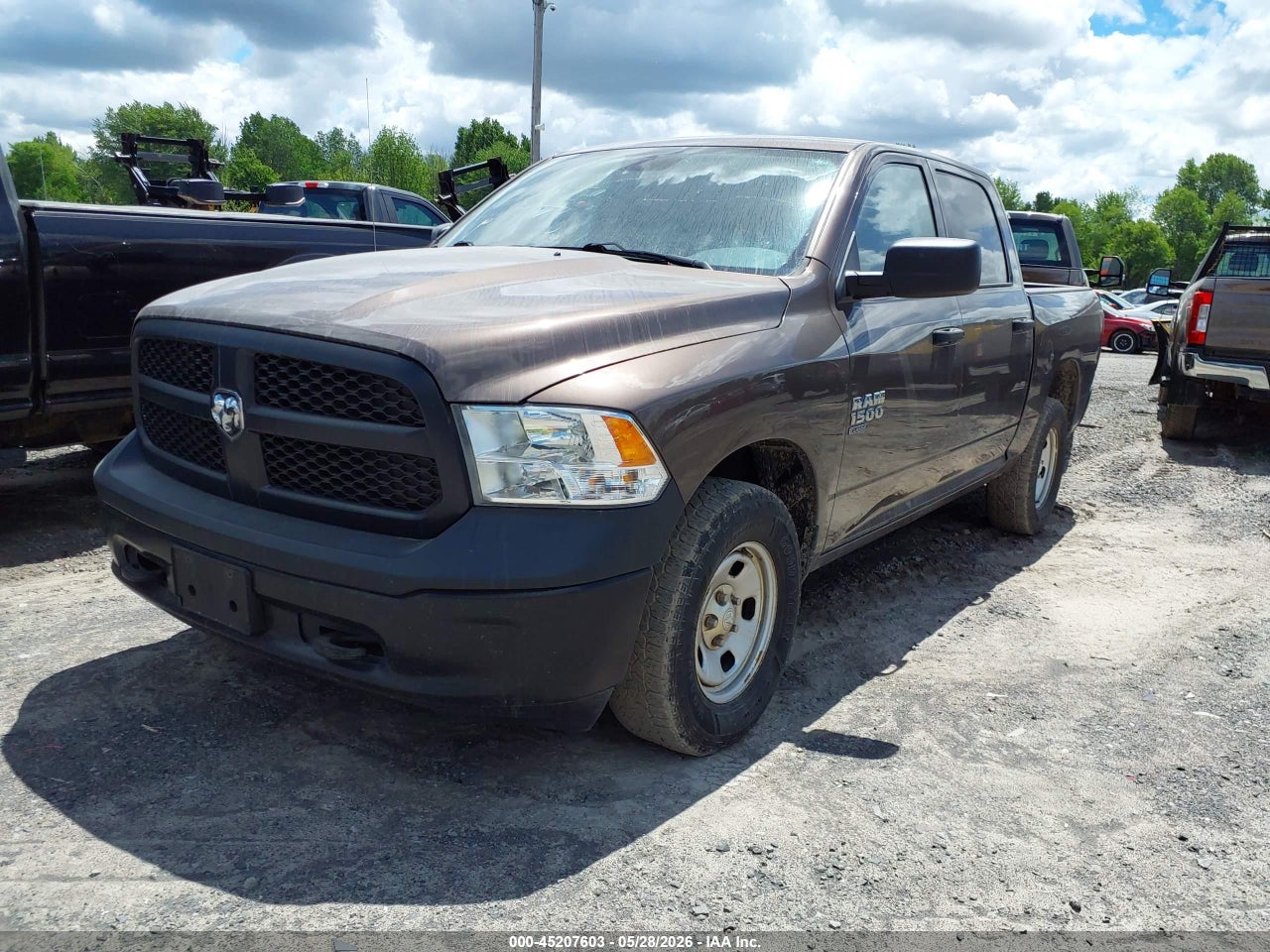 2019 RAM 1500 CLASSIC TRADESMAN  4X4 5'7 BOX · 2/11
