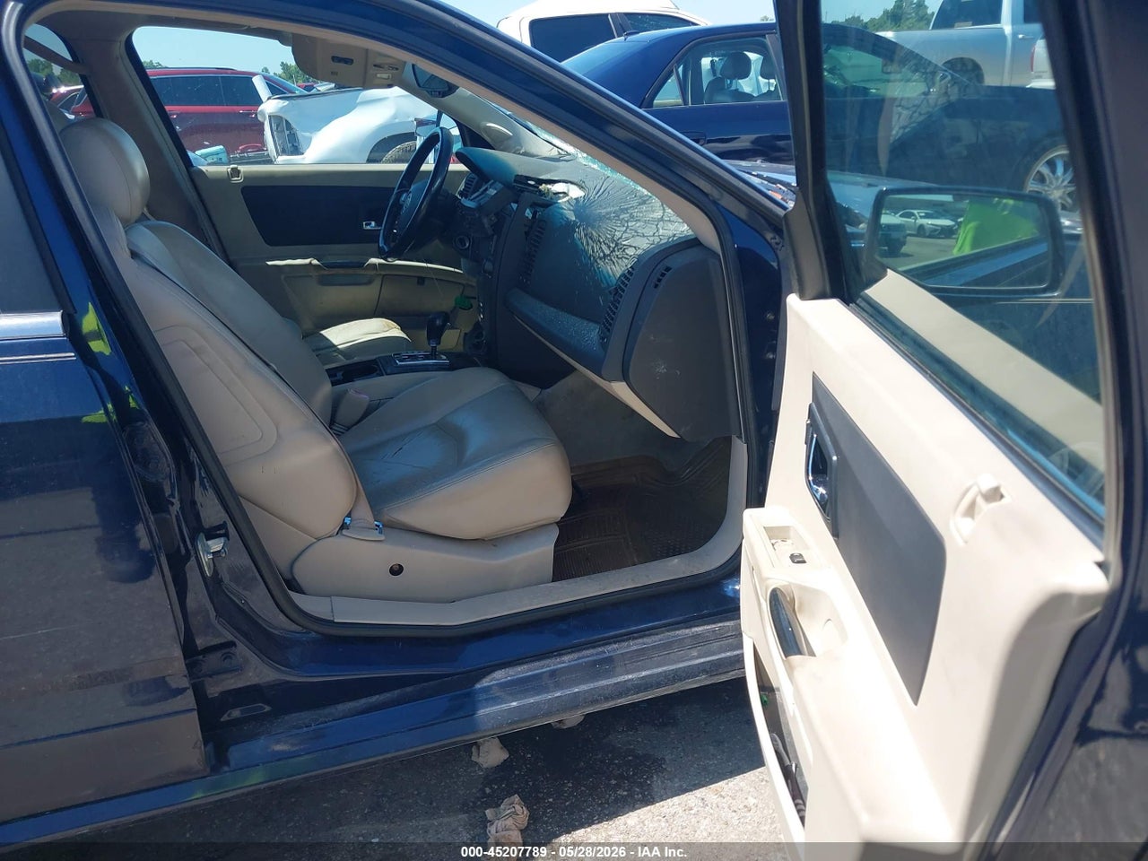 2004 CADILLAC SRX STANDARD · 5/11