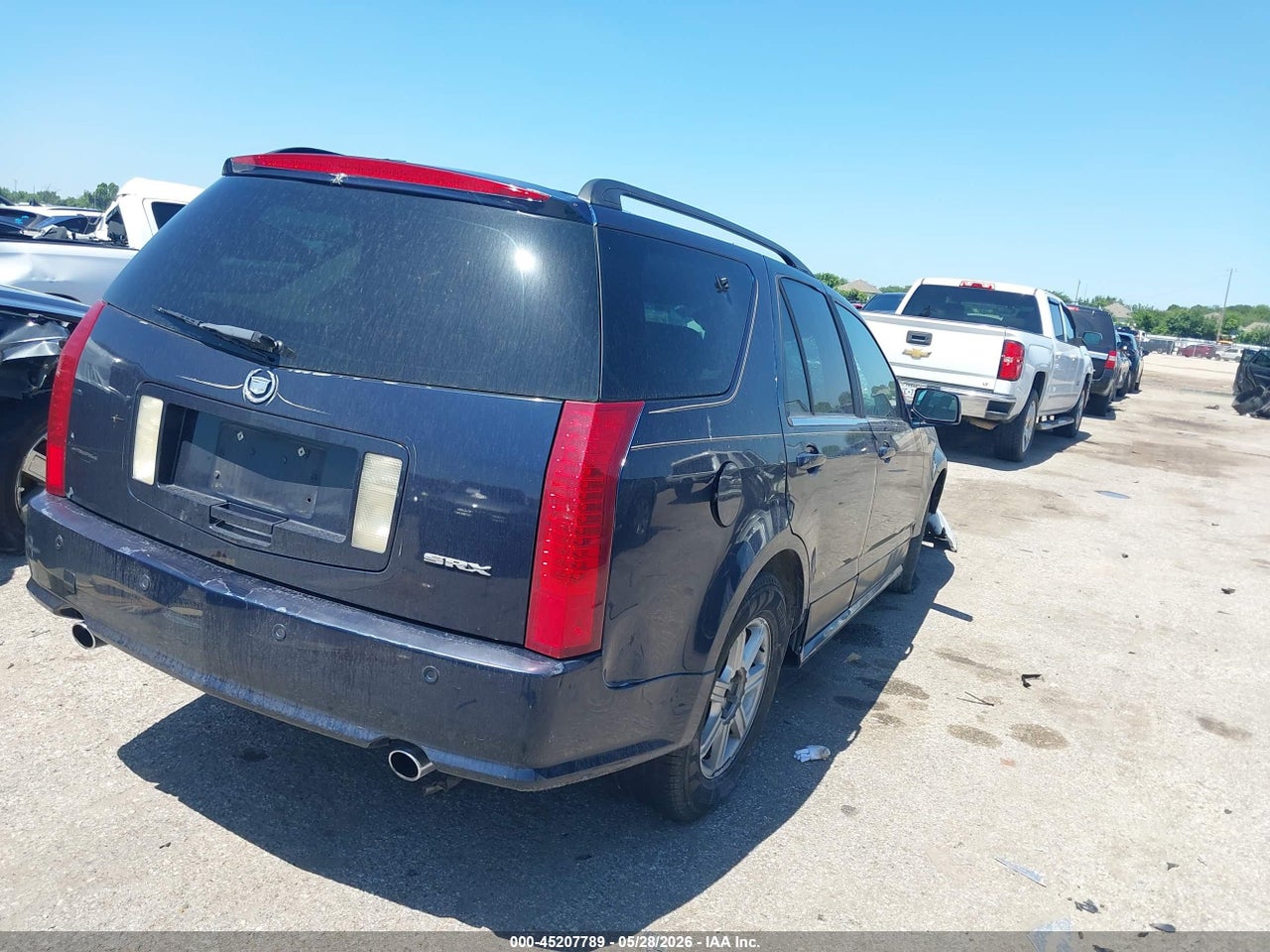 2004 CADILLAC SRX STANDARD · 4/11