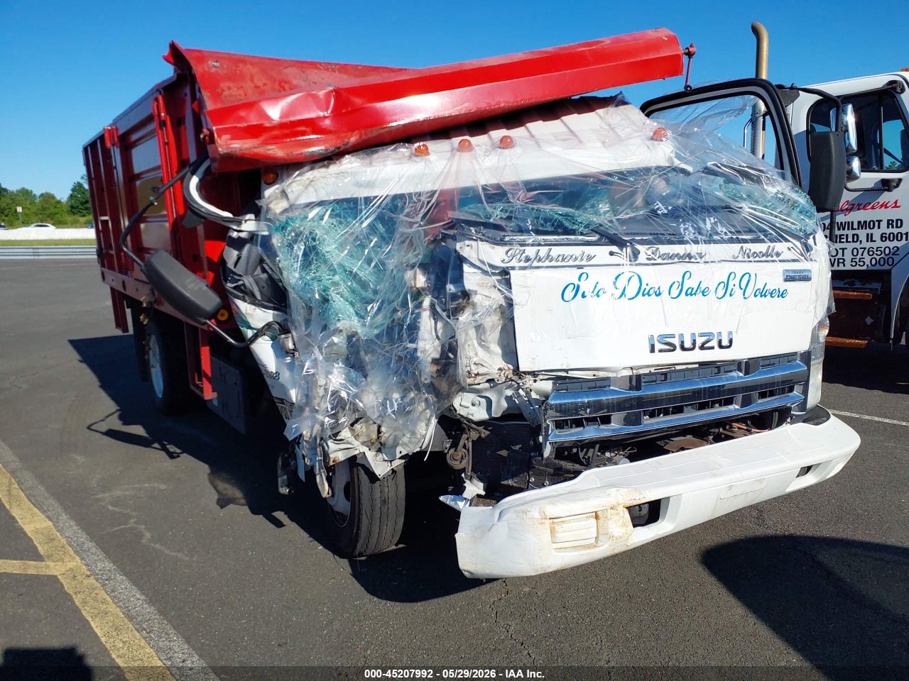 JALE5W164F7****** · 2015 ISUZU DSL REG AT