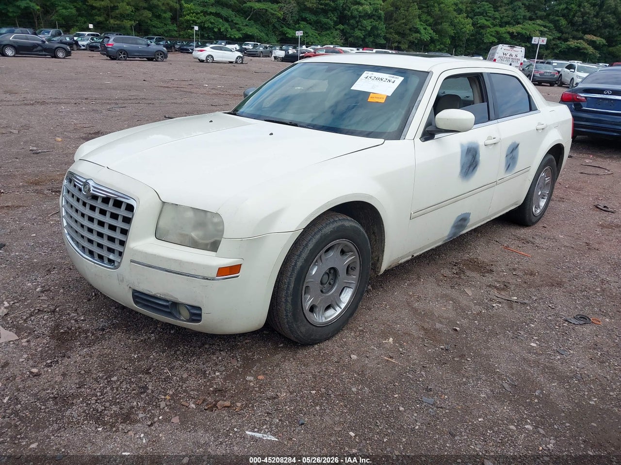 2006 CHRYSLER 300 TOURING · 2/10