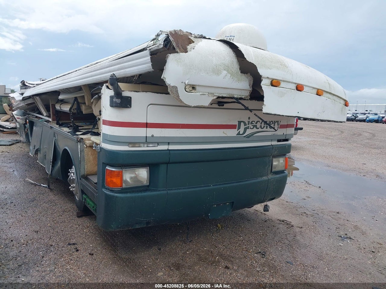 4UZ6XFBC6WC****** · 1998 FREIGHTLINER CHASSIS X LINE MOTOR HOME