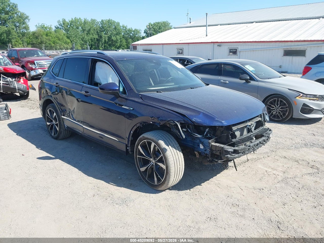 3VV4B7AX4PM****** · 2023 VOLKSWAGEN TIGUAN 2.0T SEL R-LINE