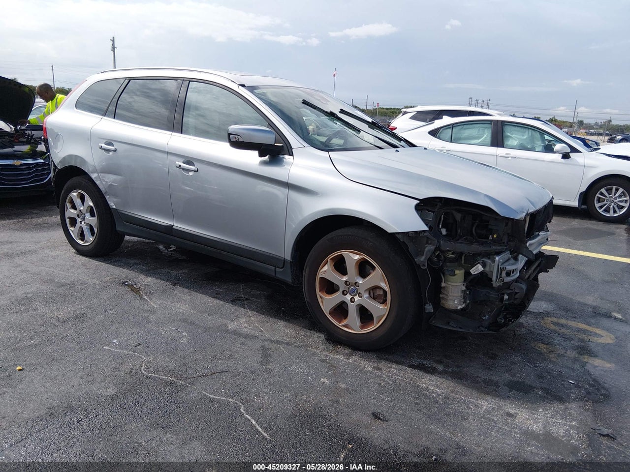 YV4952DZ2D2****** · 2013 VOLVO XC60 3.2 PREMIER