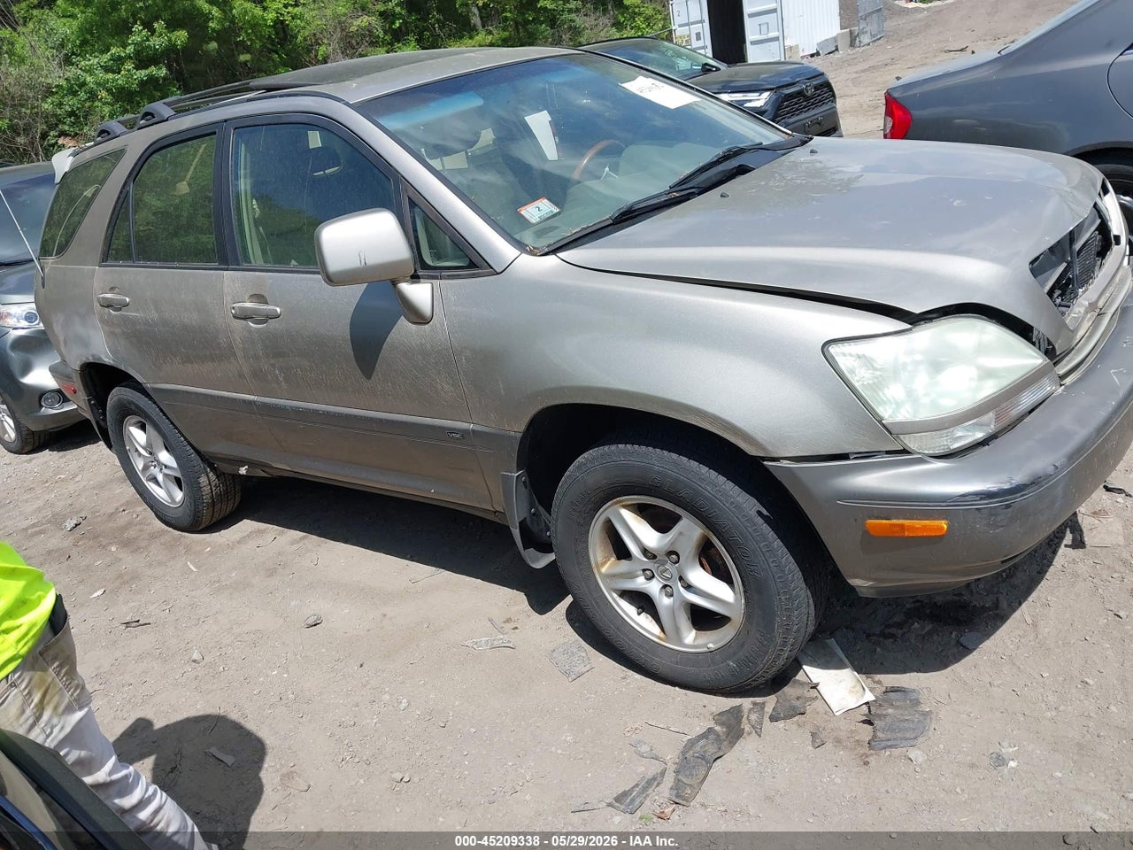 JTJHF10U110****** · 2001 LEXUS RX 300
