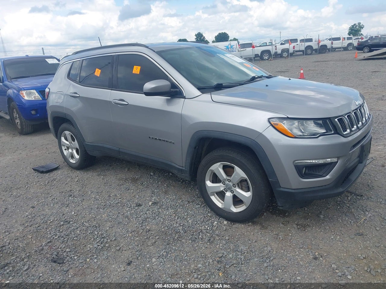 3C4NJDBB6JT****** · 2018 JEEP COMPASS LATITUDE 4X4