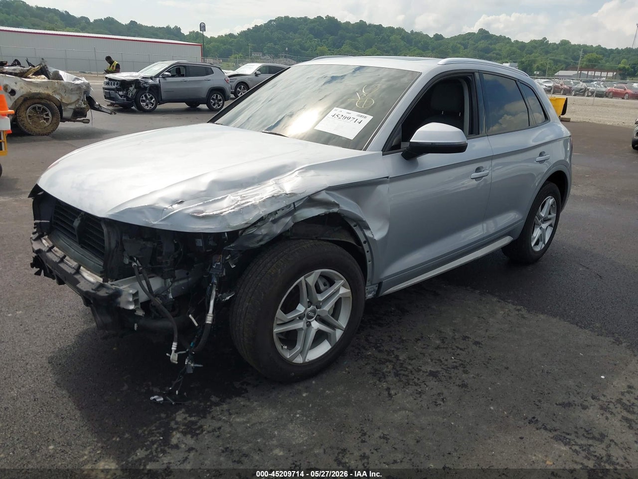 2018 AUDI Q5 2.0T PREMIUM/2.0T TECH PREMIUM · 2/11