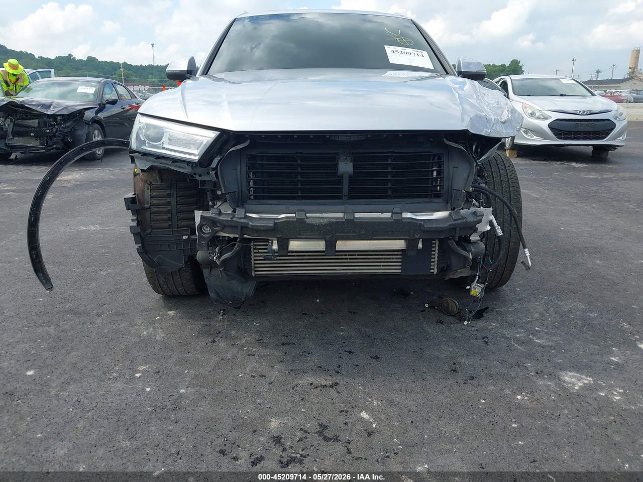 2018 AUDI Q5 2.0T PREMIUM/2.0T TECH PREMIUM · 6/11