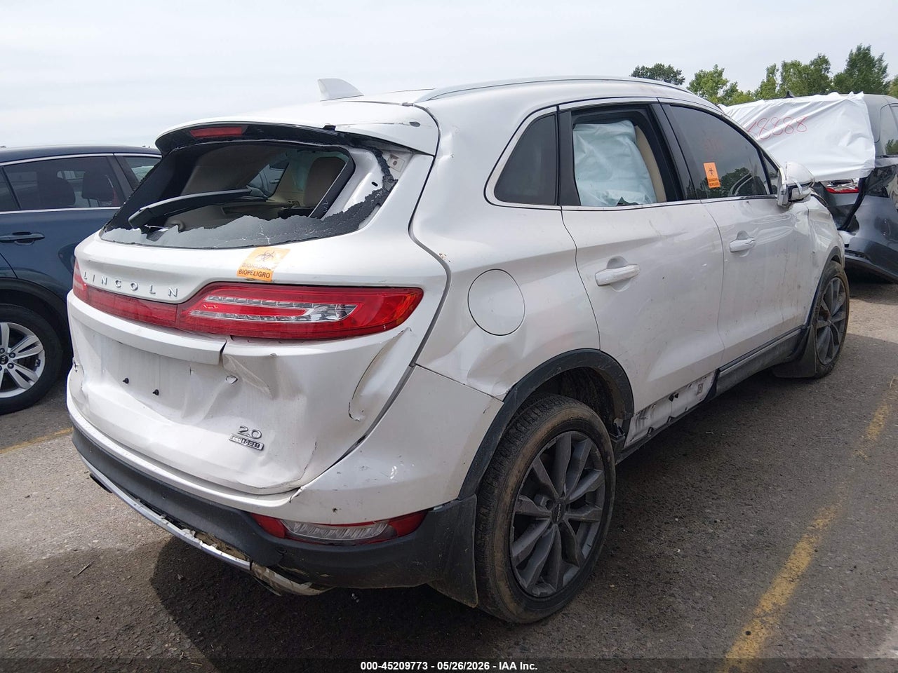 2016 LINCOLN MKC SELECT · 4/11