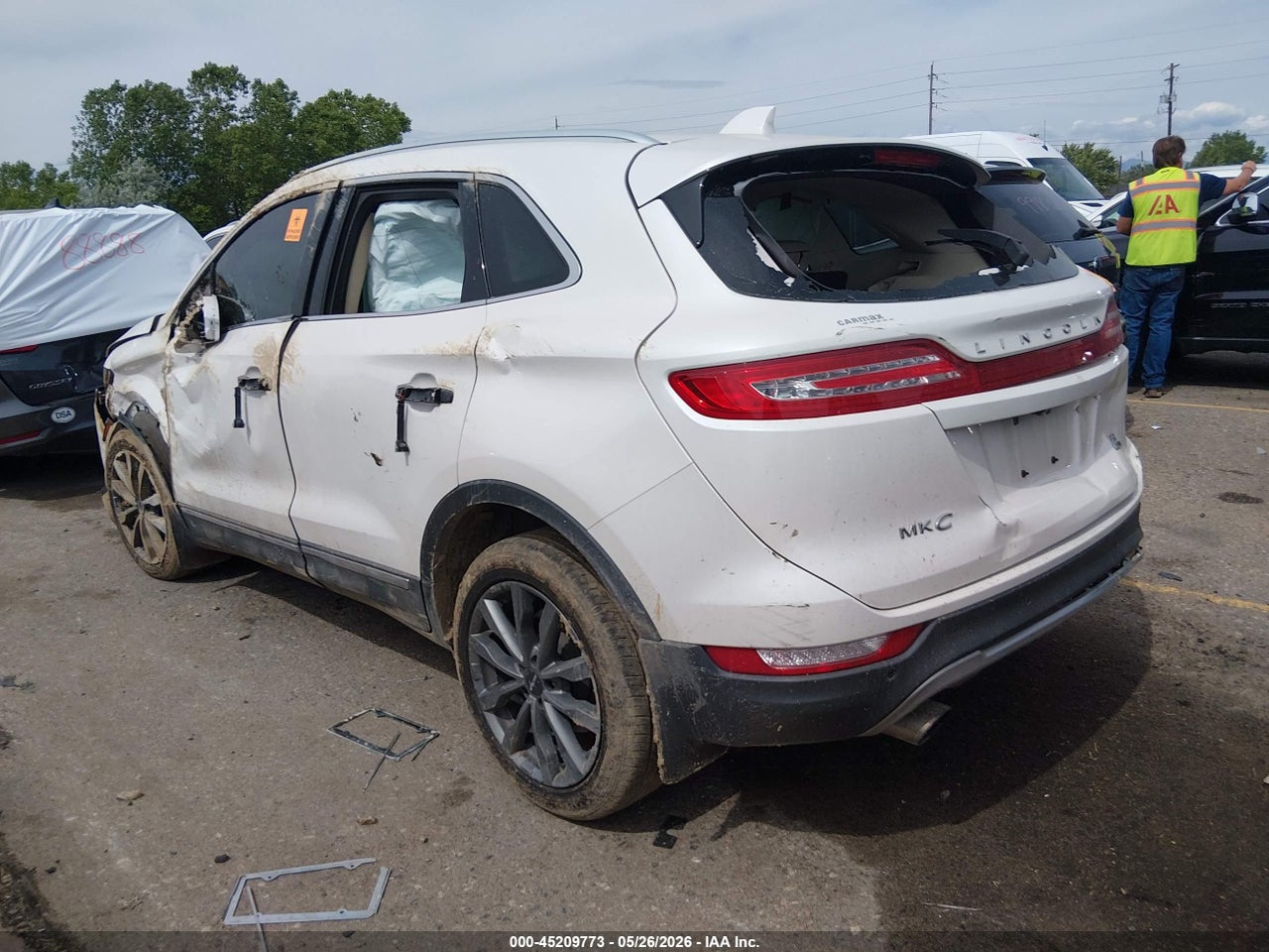 2016 LINCOLN MKC SELECT · 3/11