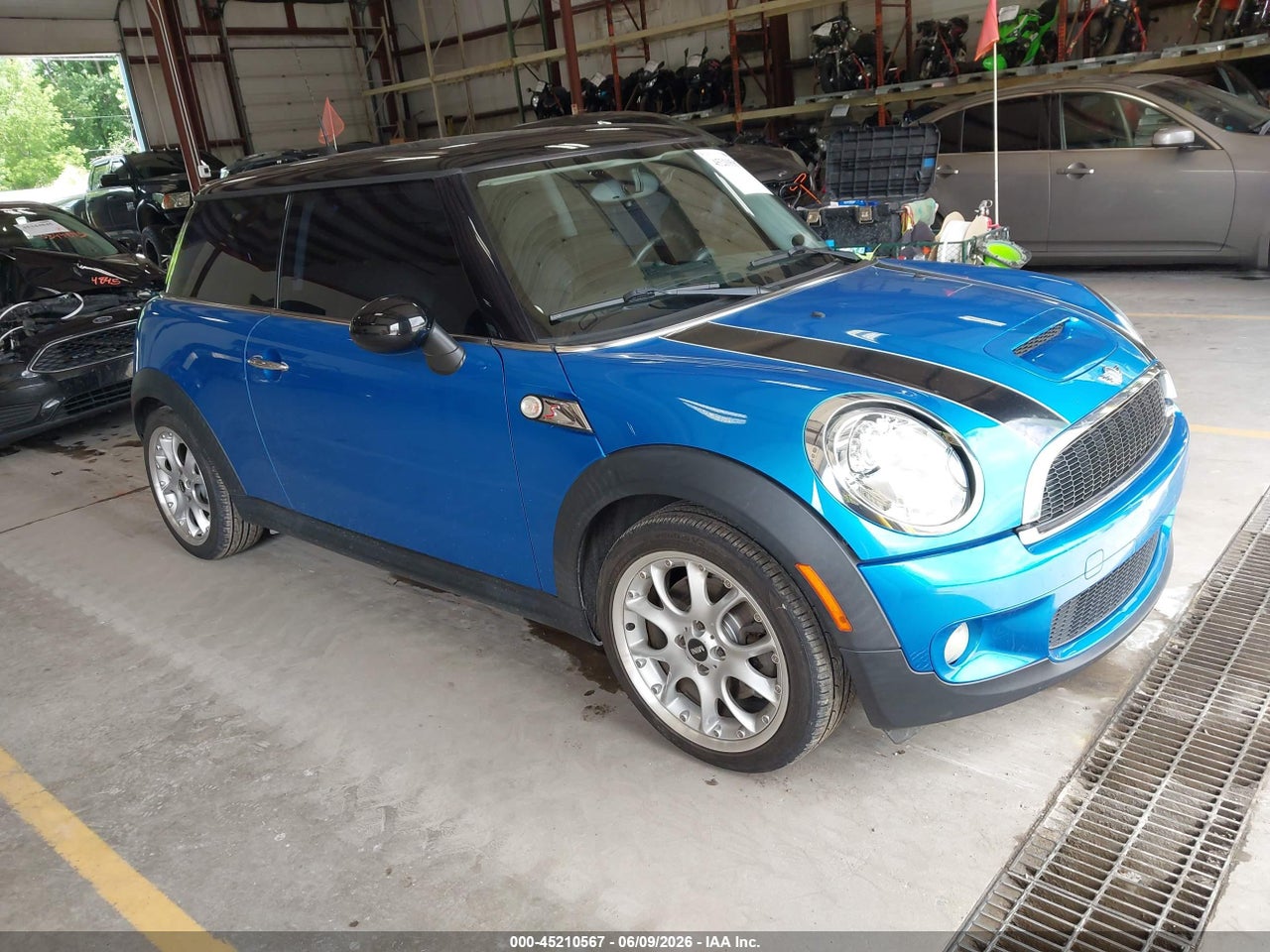 WMWMF73557T****** · 2007 MINI COOPER S