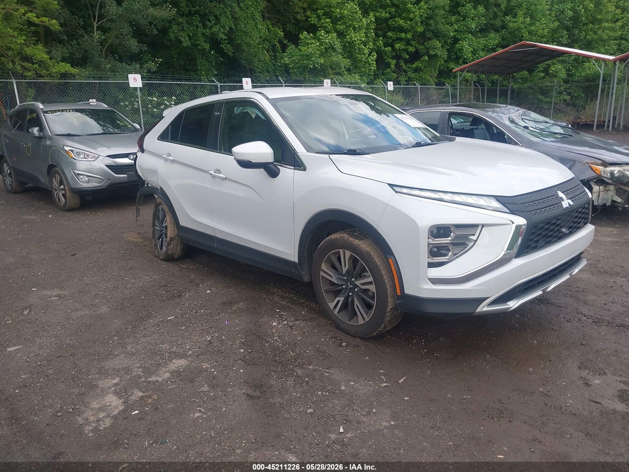 JA4ATWAA0RZ****** · 2024 MITSUBISHI ECLIPSE CROSS SE S-AWC/SEL S-AWC