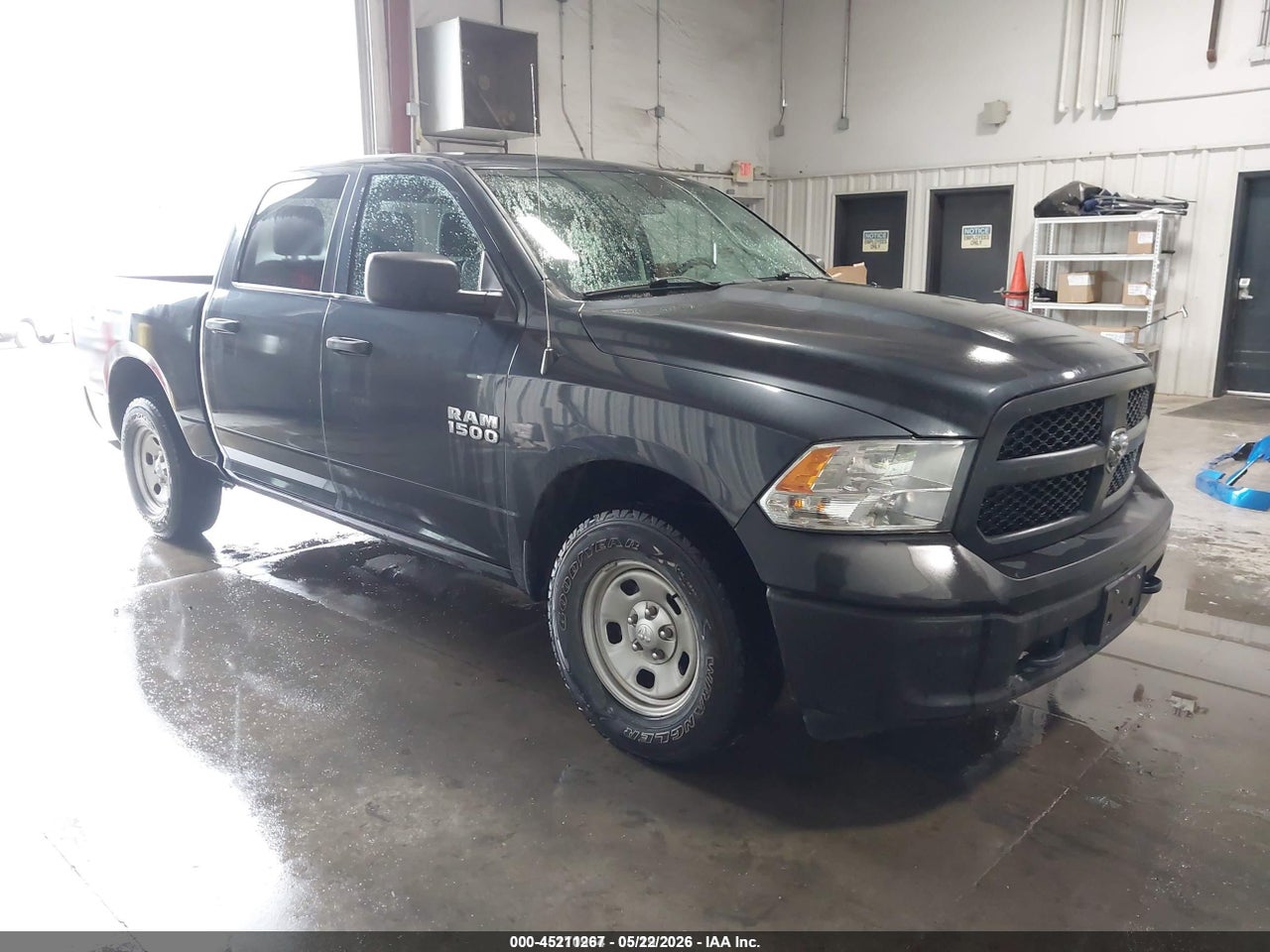 1C6RR7KG2HS****** · 2017 RAM 1500 TRADESMAN  4X4 5'7 BOX