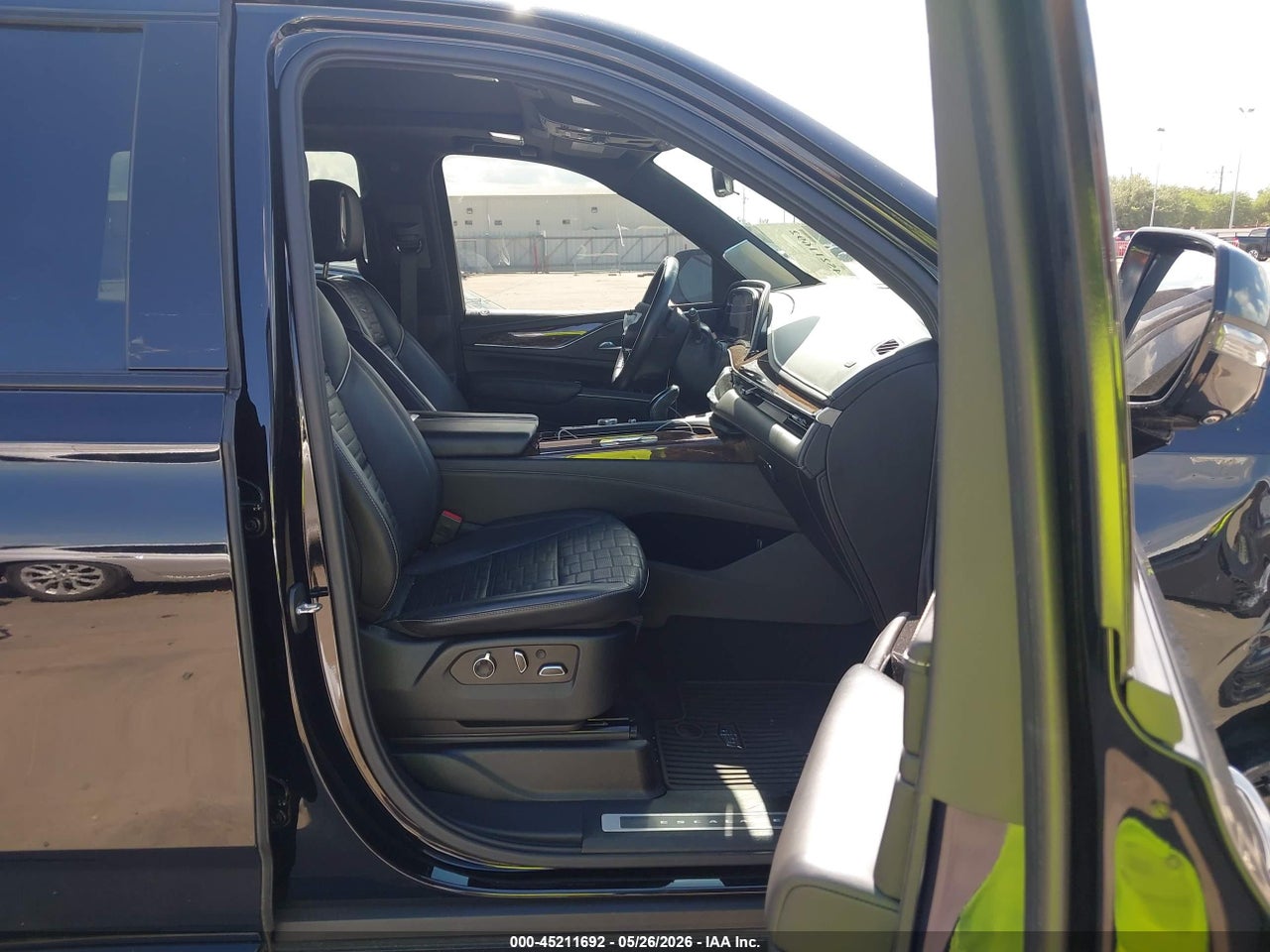 2021 CADILLAC ESCALADE 4WD SPORT PLATINUM · 5/11