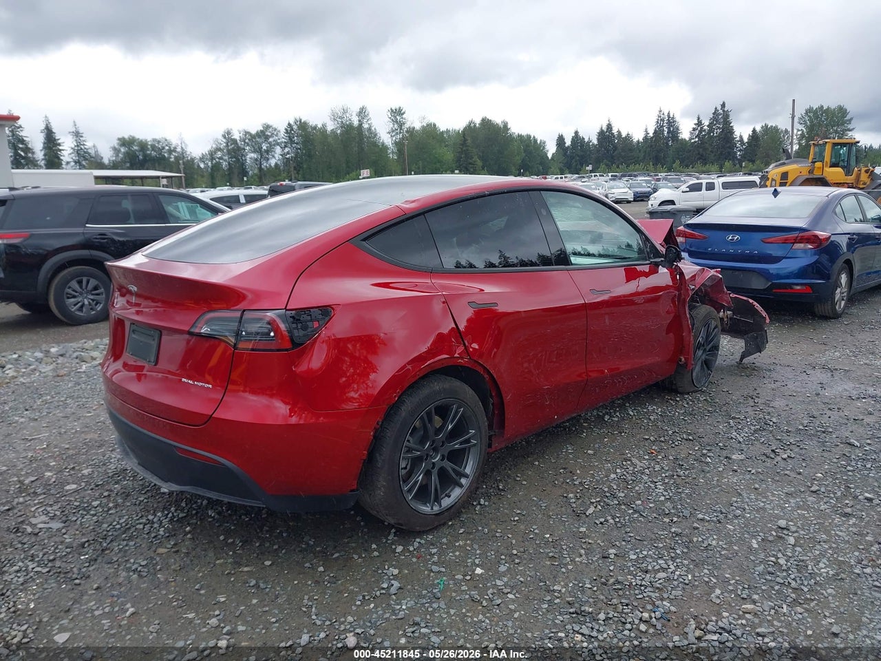 2025 TESLA MODEL Y LONG RANGE DUAL MOTOR ALL-WHEEL DRIVE · 4/10