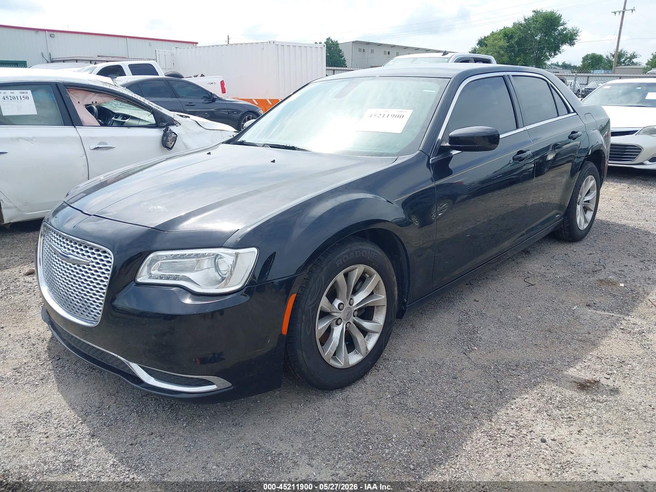 2015 CHRYSLER 300 LIMITED · 2/11
