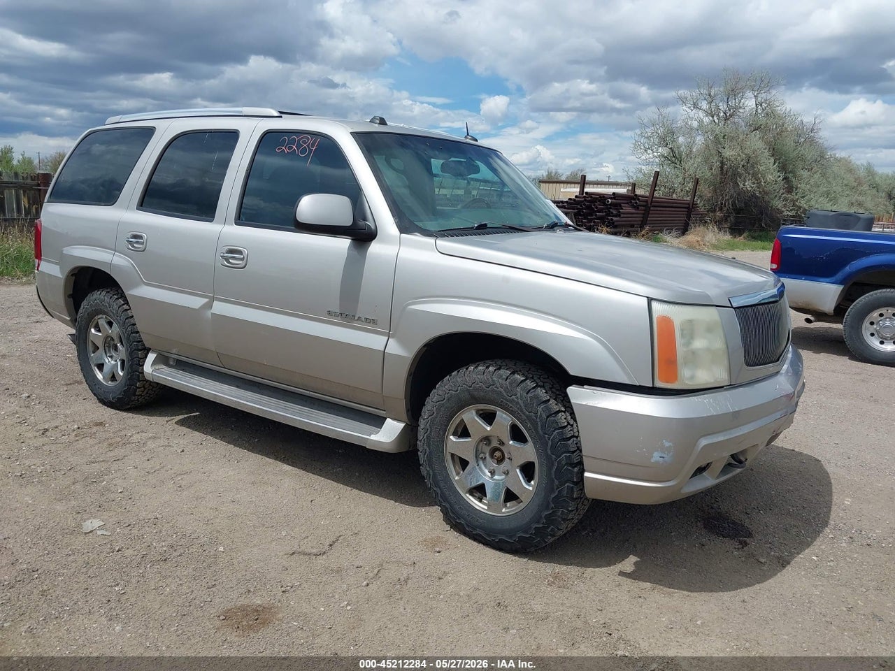 1GYEK63N75R****** · 2005 CADILLAC ESCALADE STANDARD