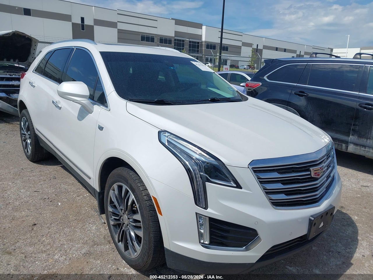 1GYKNERS8HZ****** · 2017 CADILLAC XT5 PREMIUM LUXURY