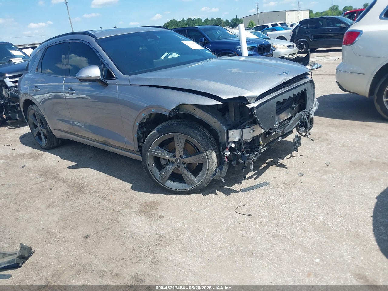 KMUMADTB0NU****** · 2022 GENESIS GV70 2.5T AWD