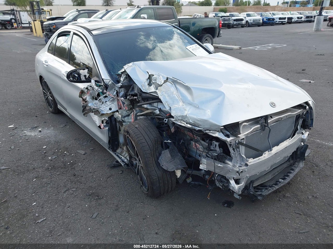 W1KWF8DB6LR****** · 2020 MERCEDES-BENZ C 300