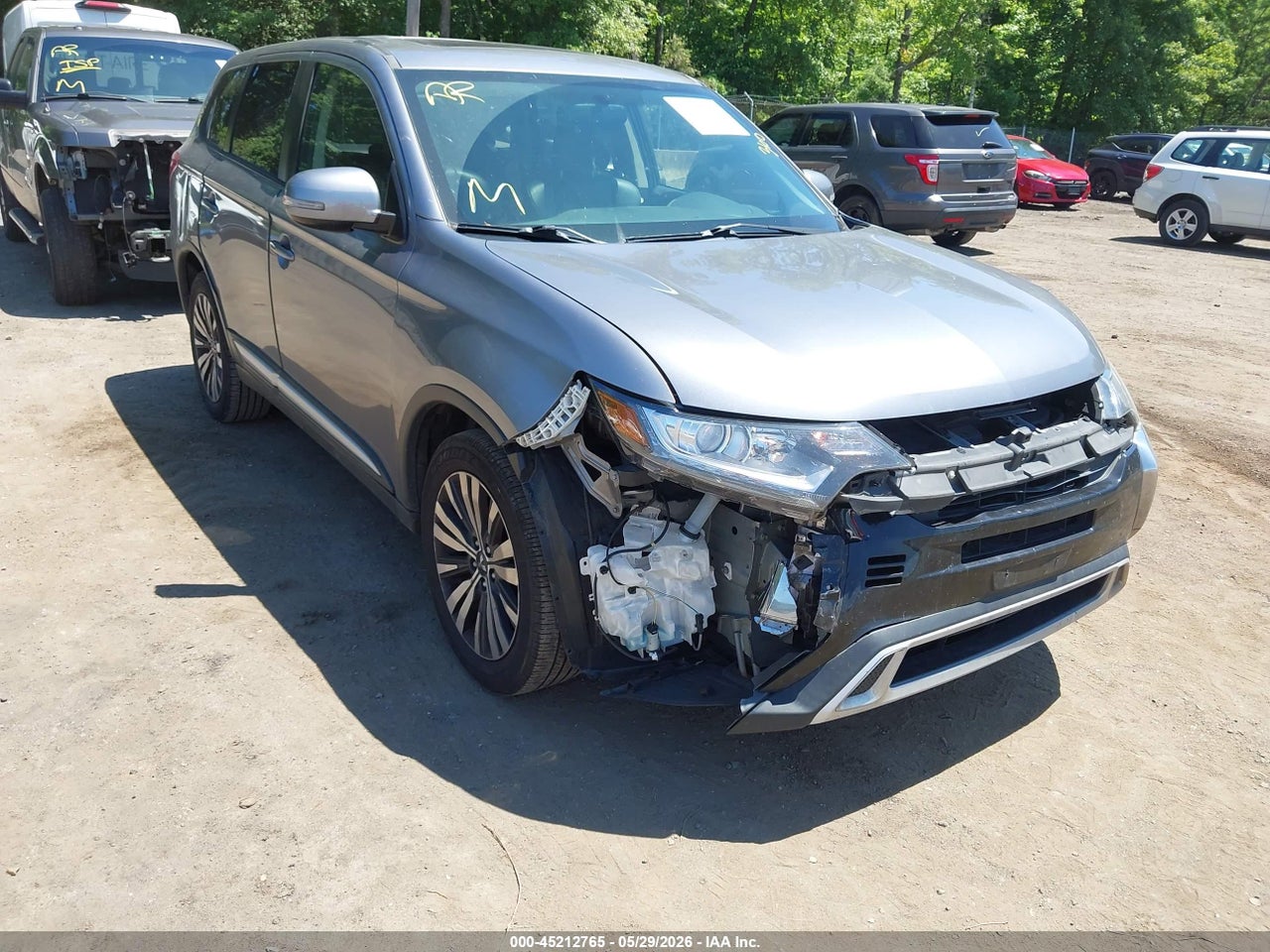 JA4AD3A34KZ****** · 2019 MITSUBISHI OUTLANDER SE