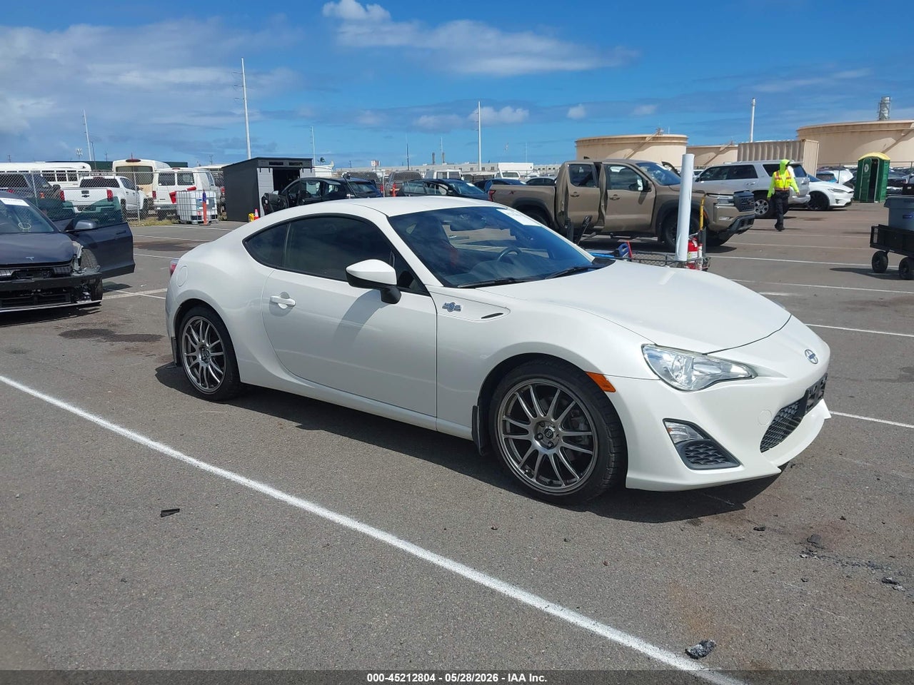 2013 SCION FR-S 10 SERIES