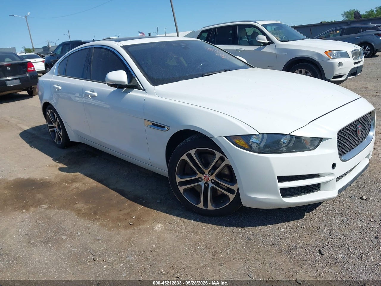 SAJAJ4BV1HA****** · 2017 JAGUAR XE 35T PREMIUM