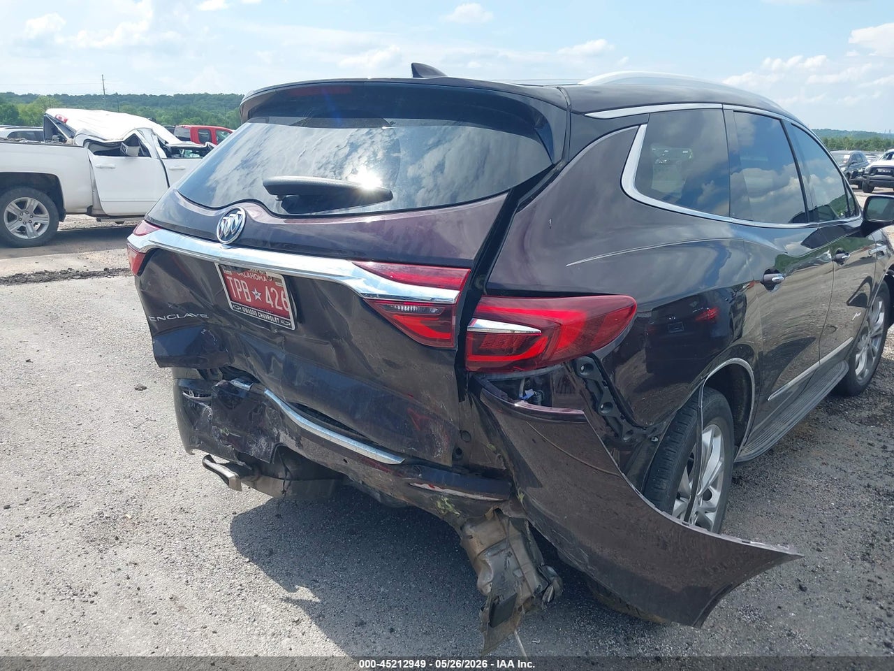 2021 BUICK ENCLAVE FWD AVENIR · 6/10