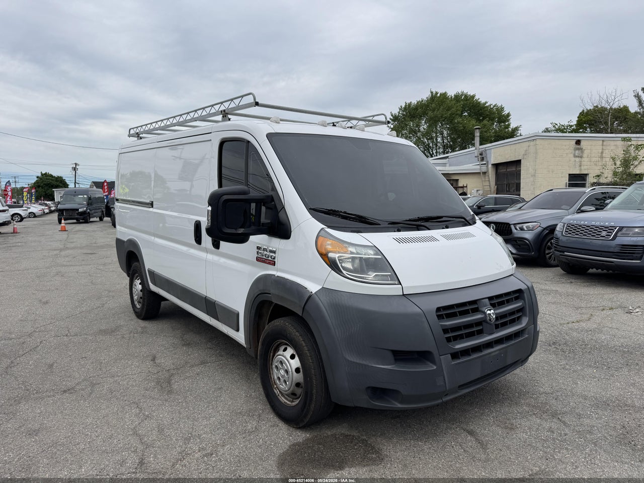 3C6TRVAG0HE****** · 2017 RAM PROMASTER 1500 LOW ROOF 136 WB
