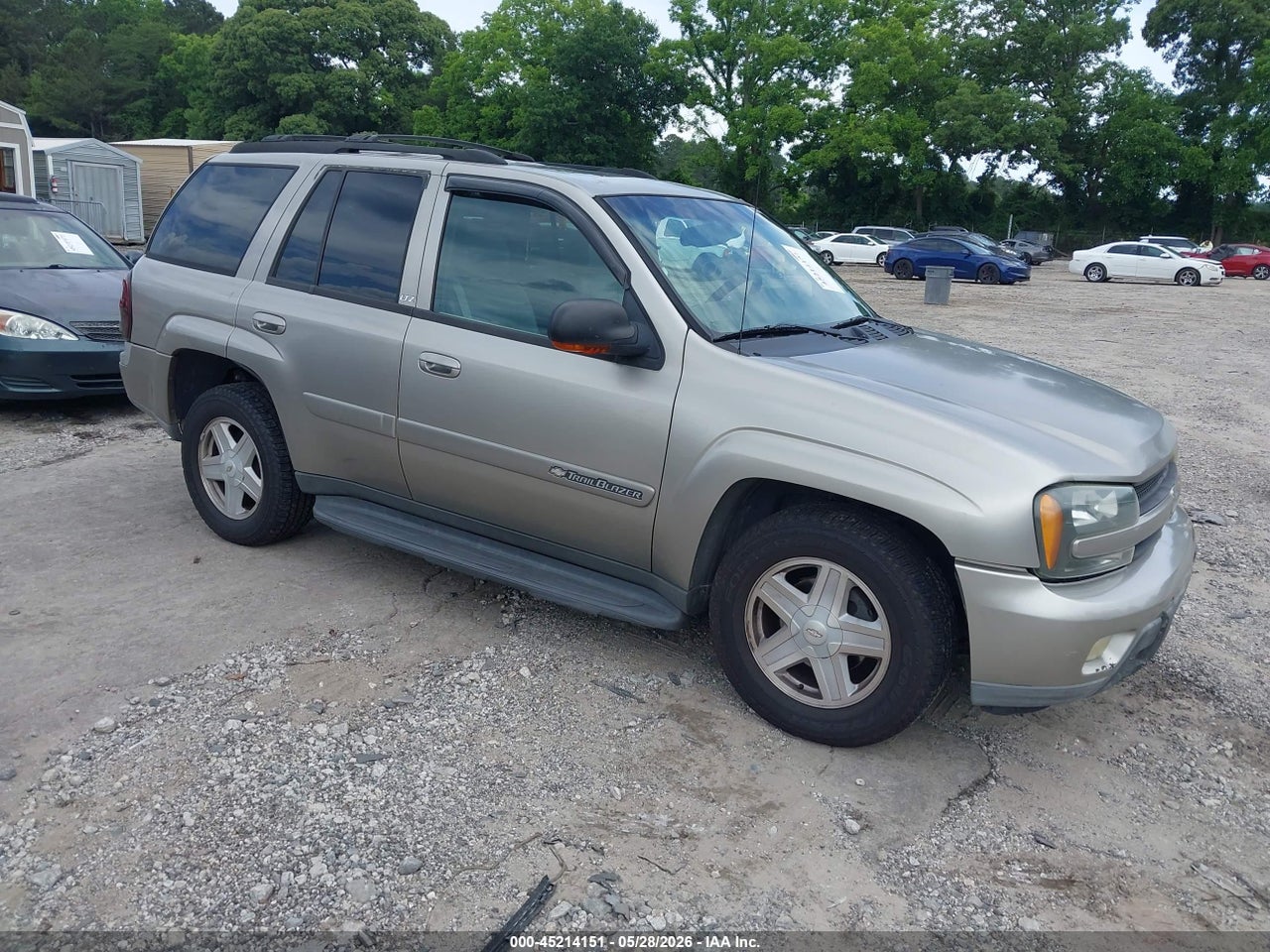 1GNDS13S722****** · 2002 CHEVROLET TRAILBLAZER LTZ