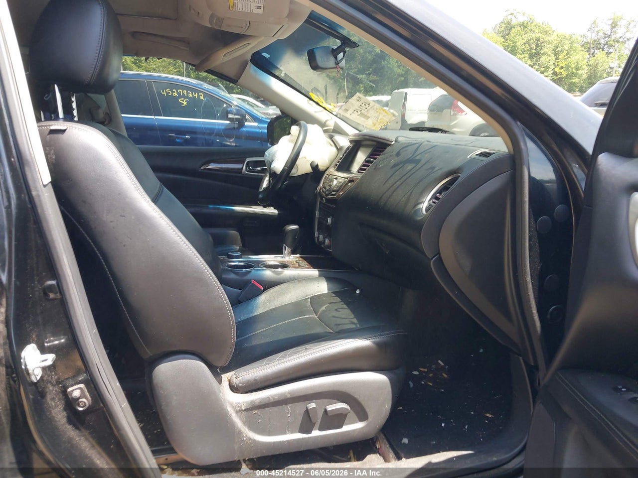 2014 NISSAN PATHFINDER SL · 5/11