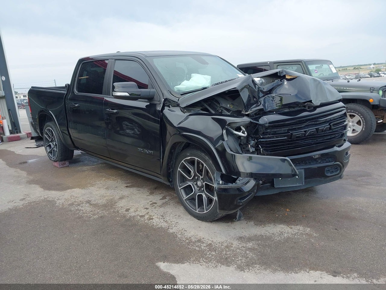 1C6SRFJT8KN****** · 2019 RAM 1500 LARAMIE  4X4 5'7 BOX
